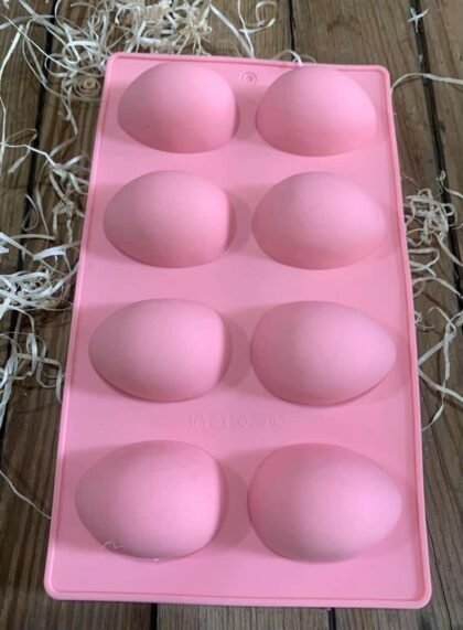 Molde silicona huevos de pascuas x8