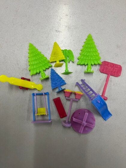 Juegos de plaza plastico x12