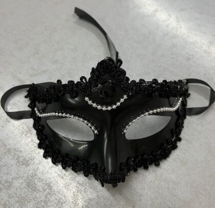 Antifaz veneciano con apliques Negro