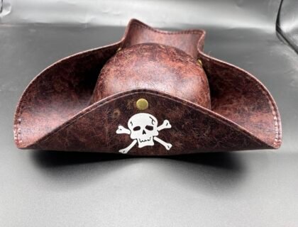 Gorro pirata simil cuero x1