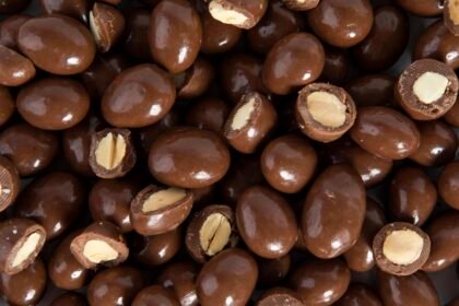 Almendra con chocolate palmesano x100gr